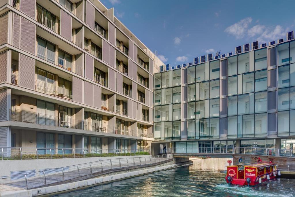 Harbour Bridge Waterfront Apartment Cape Town Exterior photo